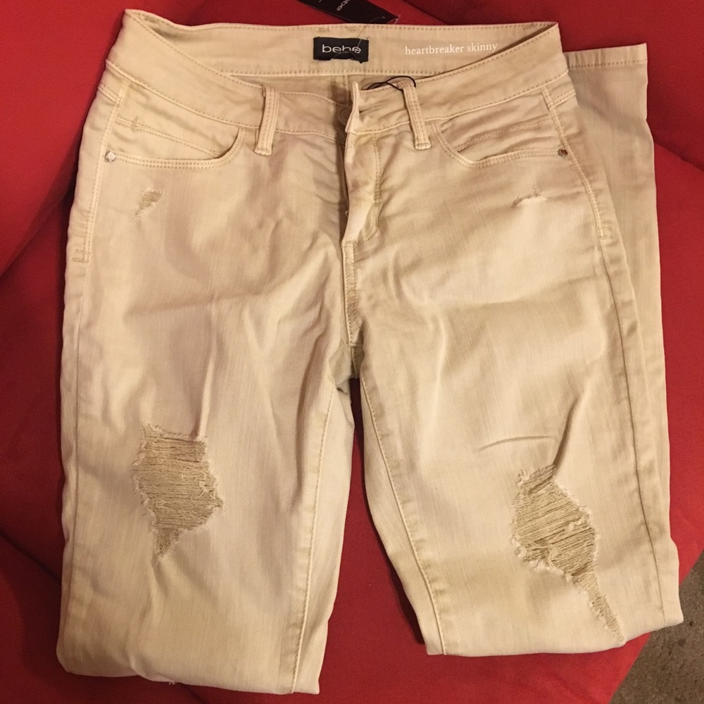 Bebe destroyed jeans